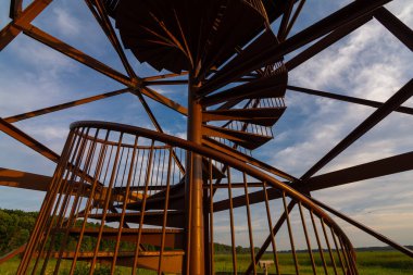 Sunset 'te gözlem kulesi