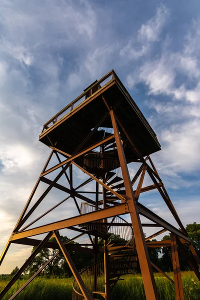 Torre di osservazione al tramonto — Foto Stock