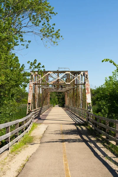 Viejo Puente Oscilante Largo Del Sendero Centenario Romeoville Illinois Estados — Foto de Stock