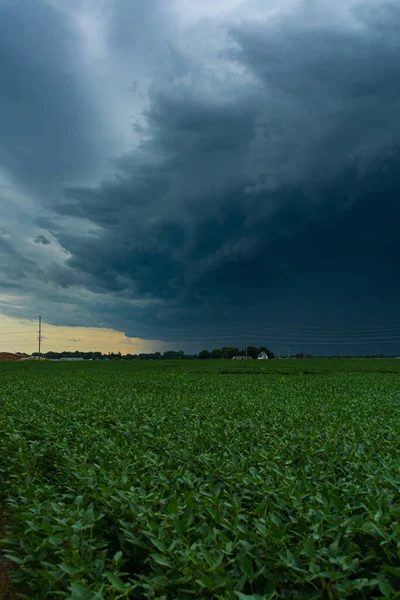 Incoming Derecho moments before it hits small town in the Midwest.  August 10th, 2020.  Peru, Illinois, USA