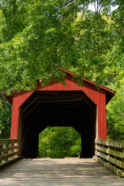 Sugar Creek Covered Bridge Piękny Wrześniowy Poranek Chatham Illinois Usa — Zdjęcie stockowe