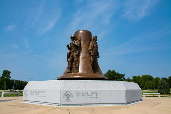 イリノイ州スプリングフィールド2020年9月16日美しい9月の日のイリノイ朝鮮戦争記念碑 — ストック写真