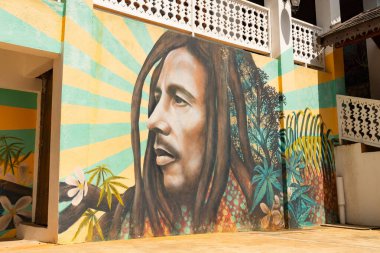 Nine Mile, St. Ann Parish - Jamaika - 12 Eylül 2025: Bob Marley duvar resmi, sanatçı Beau Stanton, St. Ann Parish, Jamaika.