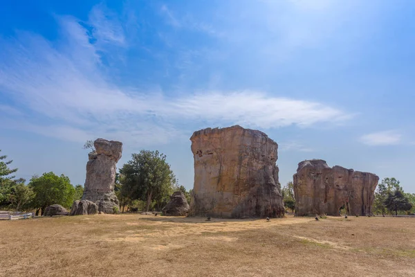 Stonehenge Tayland (Mor Hin khao) Chaiyaphum İl Tayland at