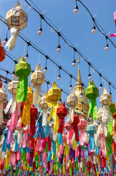 Festival Colgante Linterna Papel Wat Phra Hariphunchai Lamphun Tailandia —  Fotos de Stock