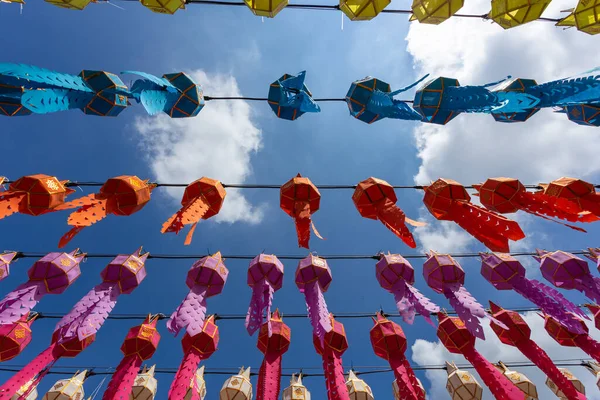 Festival Colgante Linterna Papel Wat Phra Hariphunchai Lamphun Tailandia —  Fotos de Stock