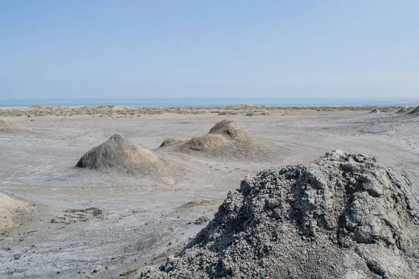Çamur Yanardağı köpürme krateri. Gobustan milli parkında çamur Yanardağı patladı, Azerbaycan