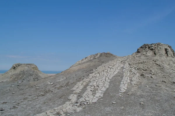 Çamur Yanardağı köpürme krateri. Gobustan milli parkında çamur Yanardağı patladı, Azerbaycan