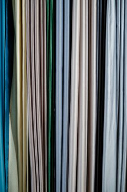 Pencere perdesi, geniş perde kumaş seçimi, tekstil mağazası.