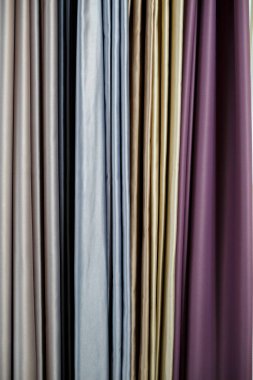 Pencere perdesi, geniş perde kumaş seçimi, tekstil mağazası.