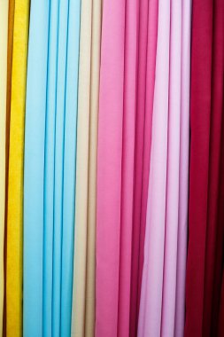 Pencere perdesi, geniş perde kumaş seçimi, tekstil mağazası.