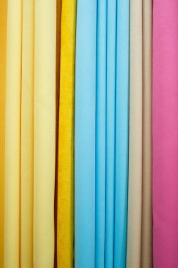 Pencere perdesi, geniş perde kumaş seçimi, tekstil mağazası.