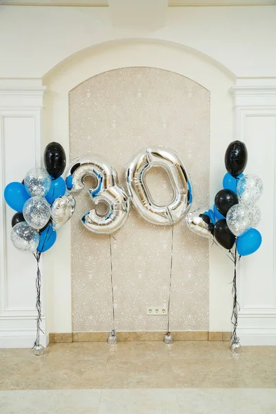 Bunte Luftballons Für Einen Fröhlichen Urlaub — Stockfoto