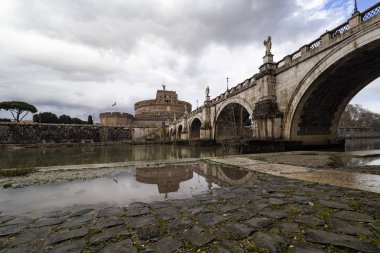 Roma 'da Sant' Angelo Kalesi