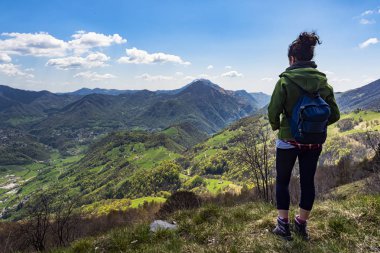 Alplerde Backpacker kadın