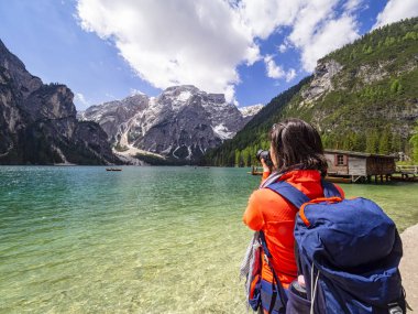  Braies Gölü dolomitlerin en güzel göllerinden biri