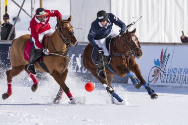 St. Moritz - 27 Ocak 2018: Kar Polo Dünya Kupası St.Moritz 2018'de maç aktiviteleri