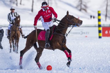 St. Moritz - 27 Ocak 2018: Kar Polo Dünya Kupası St.Moritz 2018'de maç aktiviteleri