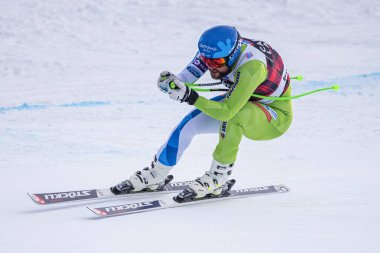 Bormio (Italya) 12/28/2017: Freeride Kayak Dünya Şampiyonası resimleri. Kazanan Italyan Dominic Paris, ikinci yer olarak Norveç 'ten aksel Lund Svindal Jansrud Kjetil üçüncü oldu