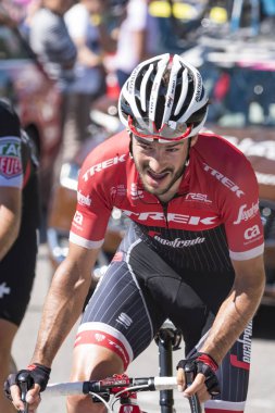 Giro d 'ıtalia 2017 05/21/2017 (Italya): Giro d 'Italia 'nın dünyanın en önemli bisiklet yarışmalarından birinin resimleri. Pubblic destek ve fotoğraf çekmek rota yanında durabilir 