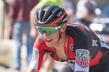 Giro d 'ıtalia 2017 05/21/2017 (Italya): Giro d 'Italia 'nın dünyanın en önemli bisiklet yarışmalarından birinin resimleri. Pubblic destek ve fotoğraf çekmek rota yanında durabilir 