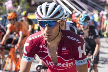 Giro d 'ıtalia 2017 05/21/2017 (Italya): Giro d 'Italia 'nın dünyanın en önemli bisiklet yarışmalarından birinin resimleri. Pubblic destek ve fotoğraf çekmek rota yanında durabilir 