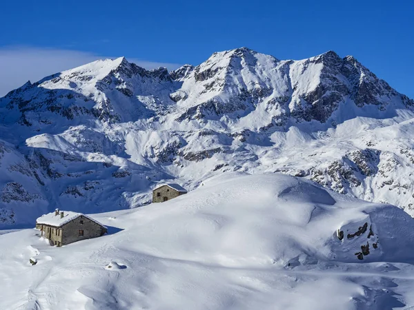 Paisagem Nevada Nos Alpes Italianos — Fotografia de Stock