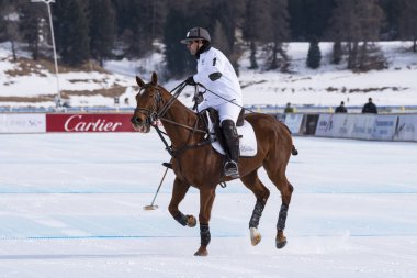 St. Moritz ( İsviçre ) - 30 Ocak 2016: Kar Polo Dünya Kupası St.Moritz 2016'da maç aktiviteleri