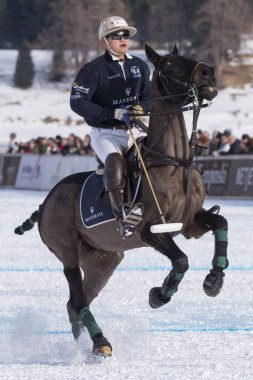 St. Moritz ( İsviçre ) - 30 Ocak 2016: Kar Polo Dünya Kupası St.Moritz 2016'da maç aktiviteleri