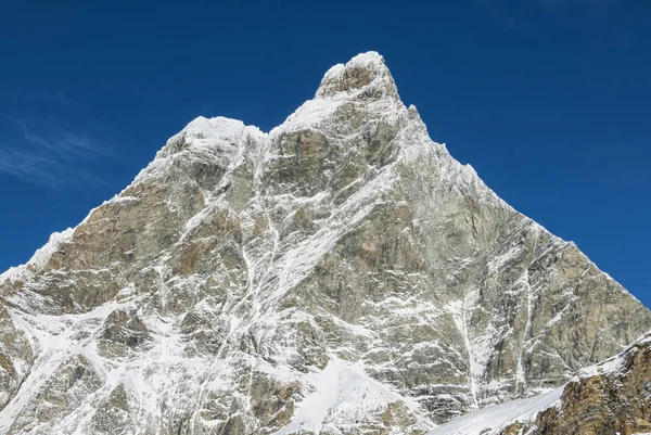 Cervinské Sjezdovce Nachází Hoře Matterhorn — Stock fotografie