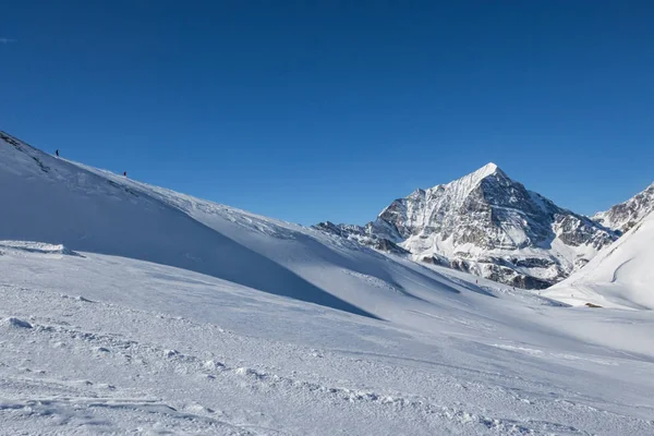 Winterscene Een Skiresort Alpen — Stockfoto