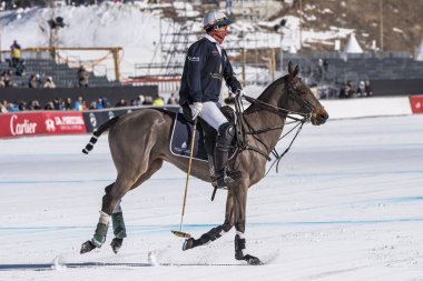 St. Moritz - 30 Ocak 2016: Kar Polo Dünya Kupası St.Moritz 2016'da maç aktiviteleri