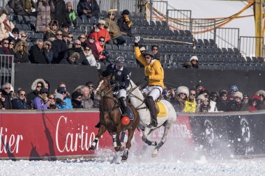 St. Moritz - 30 Ocak 2016: Kar Polo Dünya Kupası St.Moritz 2016'da maç aktiviteleri