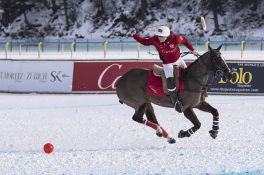 St. Moritz - 30 Ocak 2016: Kar Polo Dünya Kupası St.Moritz 2016'da maç aktiviteleri