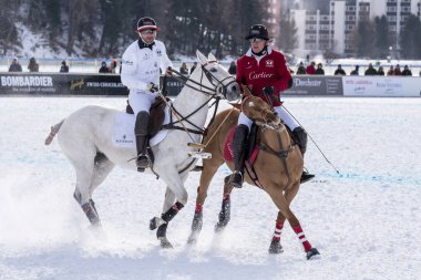 St. Moritz - 30 Ocak 2016: Kar Polo Dünya Kupası St.Moritz 2016'da maç aktiviteleri