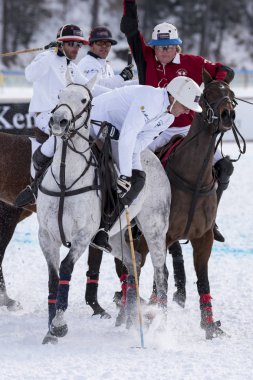 St. Moritz - 30 Ocak 2016: Kar Polo Dünya Kupası St.Moritz 2016'da maç aktiviteleri