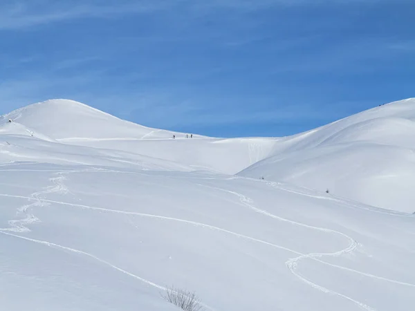 Uitzicht Berghellingen Skiën Het Winterseizoen — Stockfoto