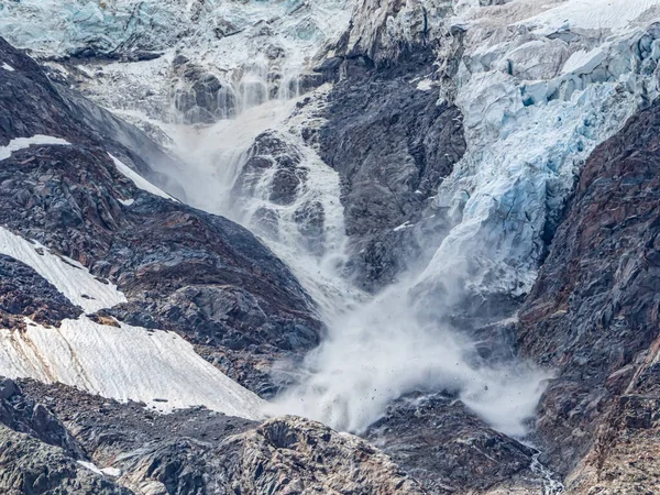 Escena Avalancha Glaciar Del Belvedere Los Alpes Italianos — Foto de Stock