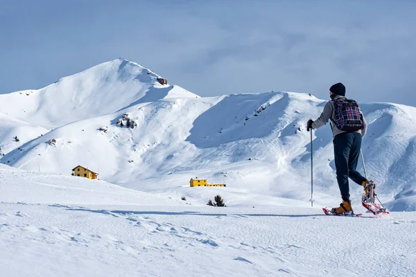 Escena Raquetas Nieve Los Alpes Italianos — Foto de Stock