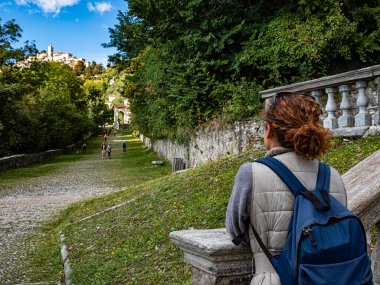 Sacro Monte kutsal yolculuğunun görüntüsü