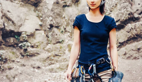 Young Woman Climbing Equipment Standing Front Rock Preparing Climb — Stock Photo, Image