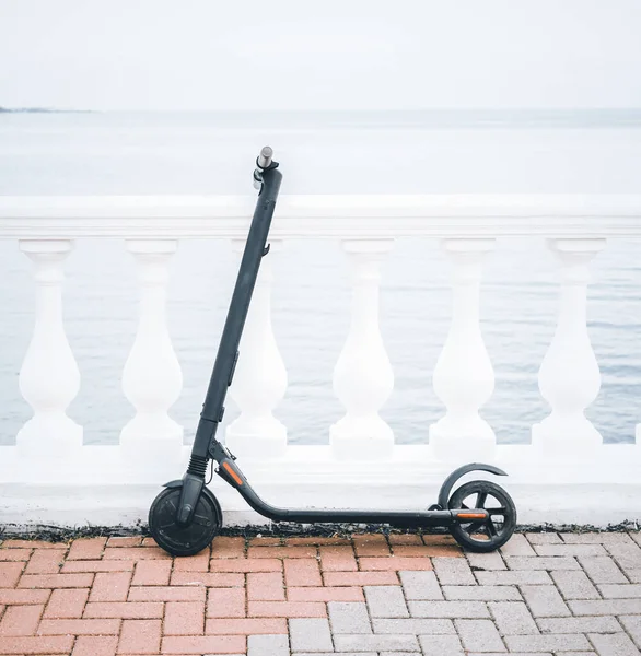 Ecological Transport Electric Scooter City Embankment Front Sea Summer People — Stock Photo, Image