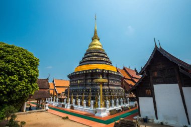 Wat Phra Bu Lampang Luang Lanna tarzı Budist tapınak olduğunu 