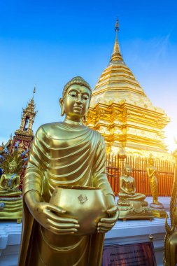 Wat Phra Bu Doi Suthep Chiang Mai turistik Tapınak olduğunu.