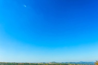 beyaz bulutlar arka plan doku mavi gökyüzü.