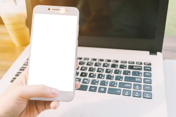 Primer Plano Mujer Negocios Que Trabaja Con Teléfono Inteligente Con — Foto de Stock