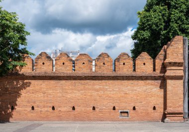 Tha Phae Gate Chiang Mai eski şehir Chiang Mai eski duvar ve hendek Chiang Mai Kuzey Tayland Halka açık bir yerdir
