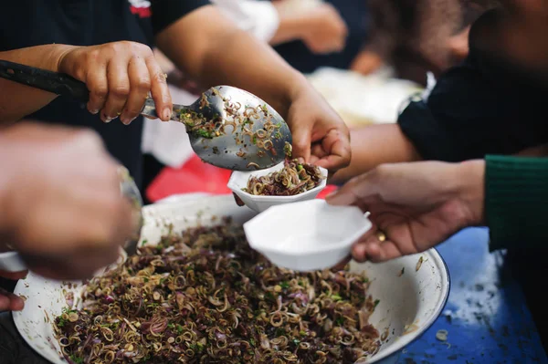 Society for helping to share food with the poor: the concept of starvation