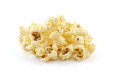 patlamış mısır kırpma yolu ile beyaz arkaplanda izole edildi