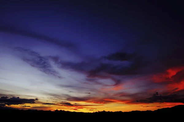 Dämmerungshimmel Schöner Abendhimmel — Stockfoto